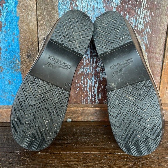 Dansko Tan Cloth Clogs - Picture 8 of 14